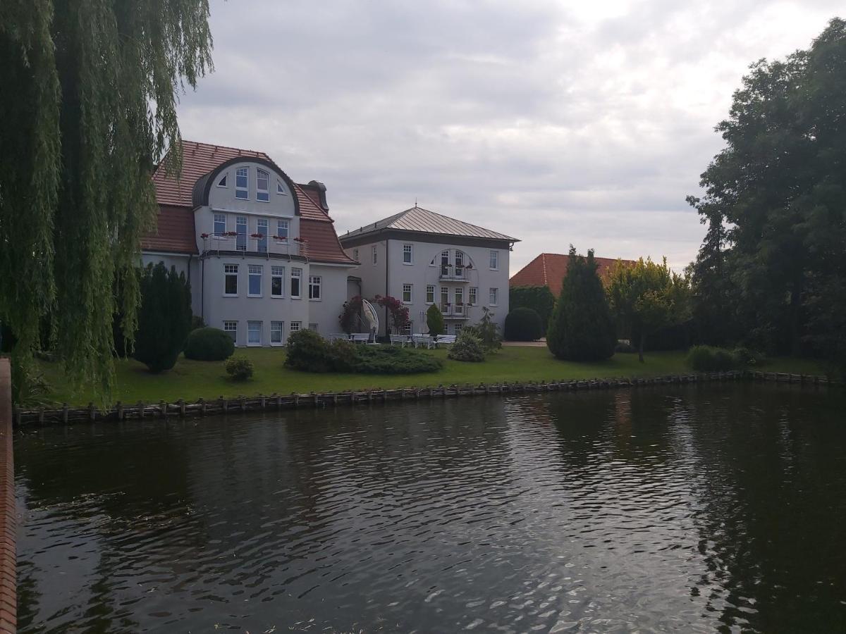Hotel Schwanenhof Wittenburg Exteriör bild